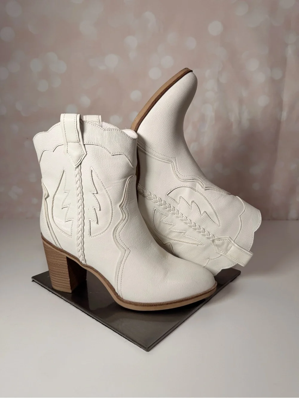 ALTAR’D STATE White Western Cowboy Boots